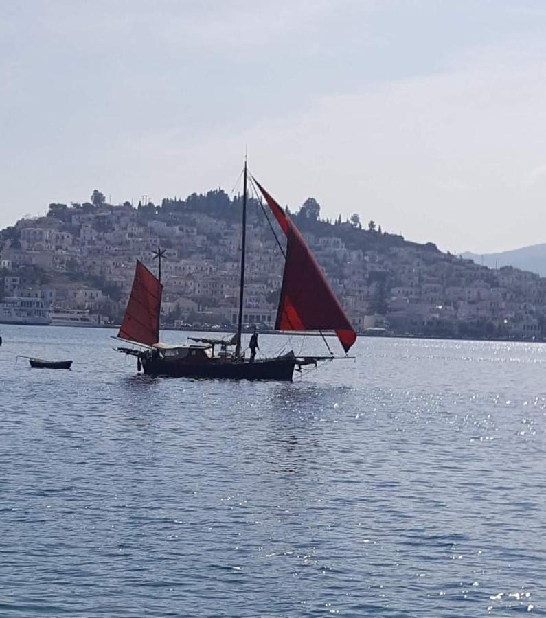 Sunray Studio In Poros Leilighet Poros Town Eksteriør bilde